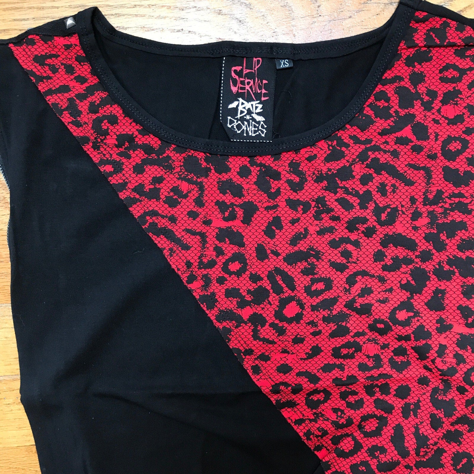 Lip Service Vintage Batz & Bones Punk Goth Y2K Zipper Cheetah Print Top XS
