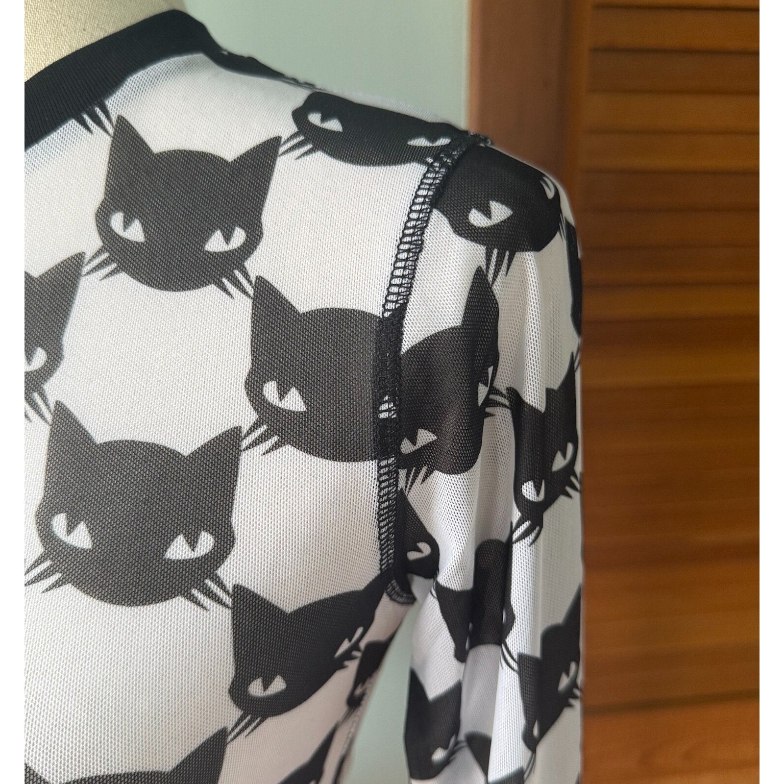 Dolls Kill x Emily Strange Punk Goth Lolita EGL Kawaii Black Kitty Cat Top 2XL