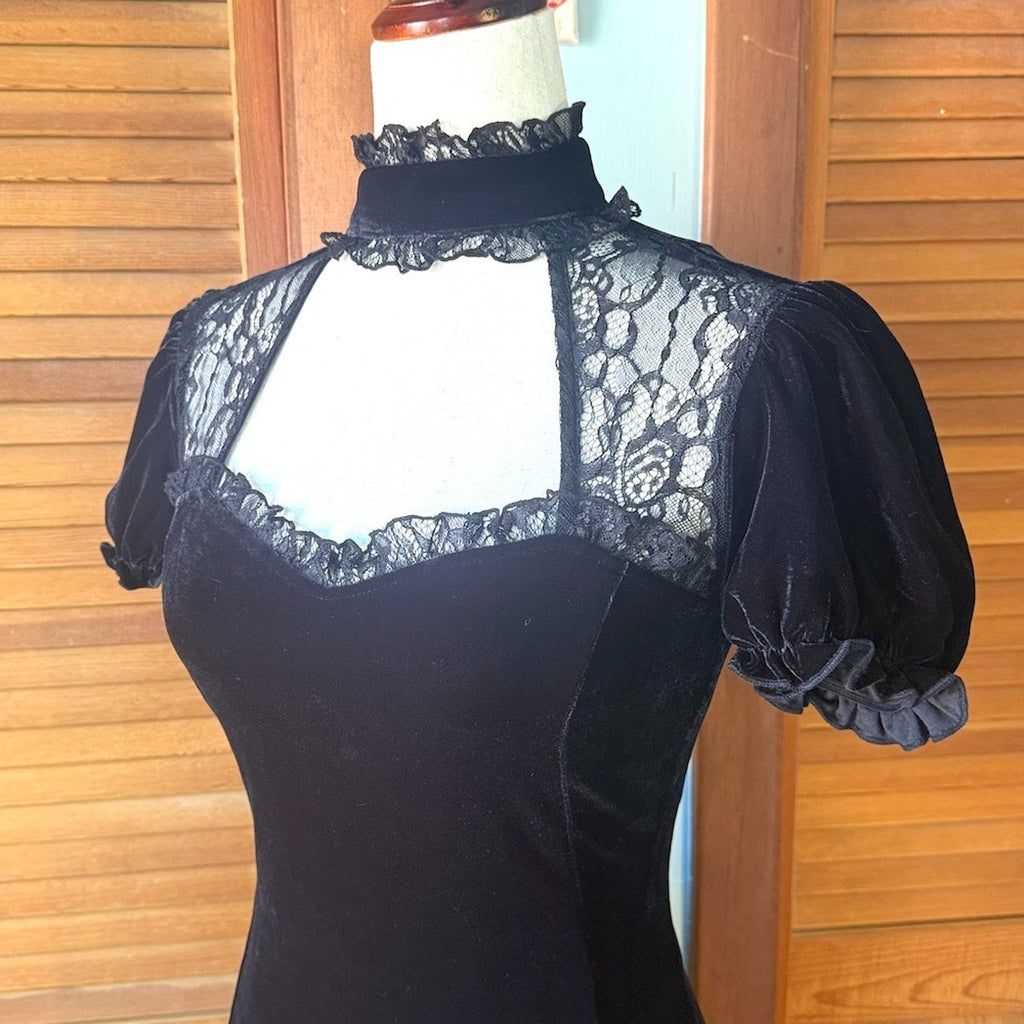 Killstar Gothic Lolita Victorian Vkei Witchcore Black Velvet Lace Mini Dress