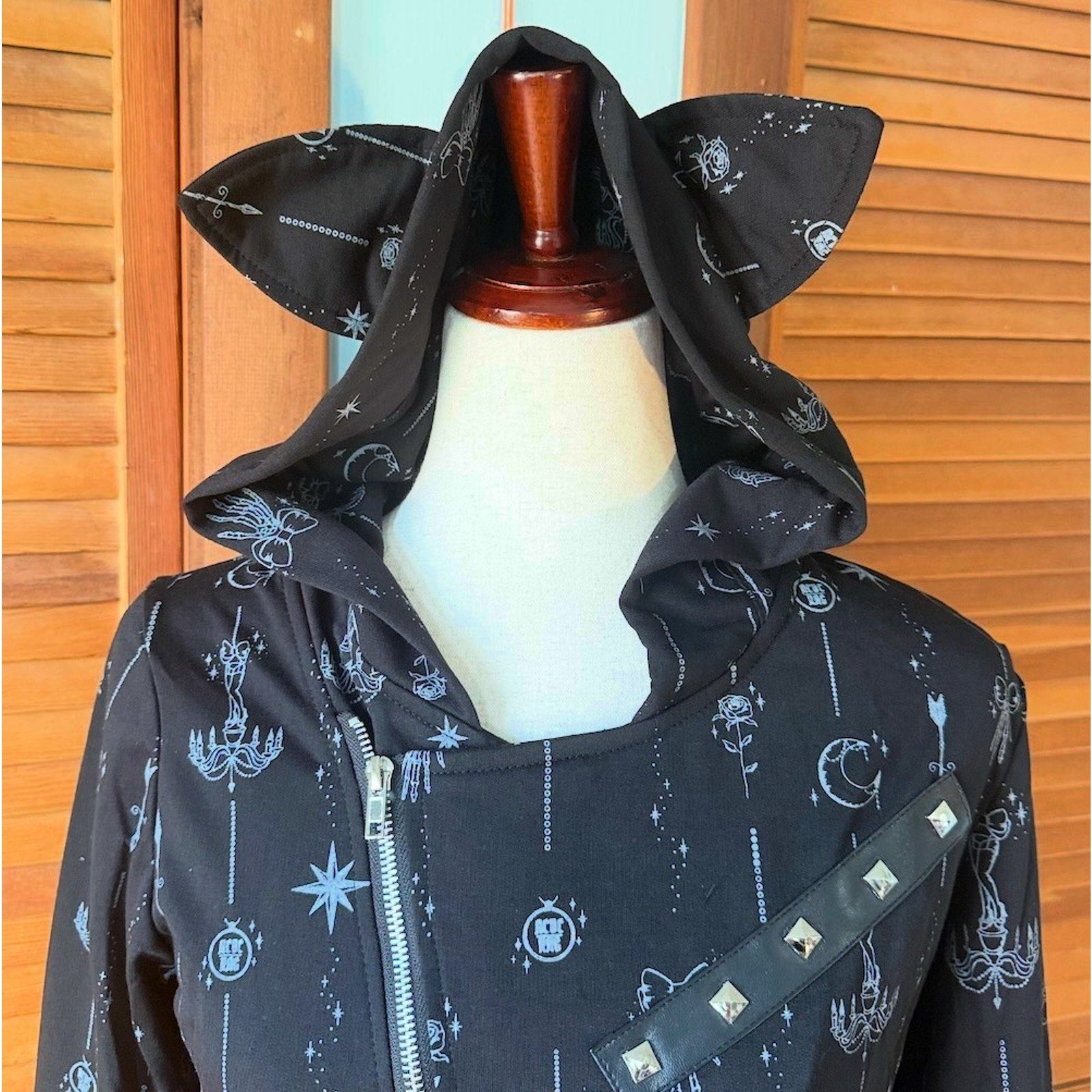 J-fashion ACDC Rag Harajuku Punk Goth EGL Cat Ears Black & White Jacket S-M