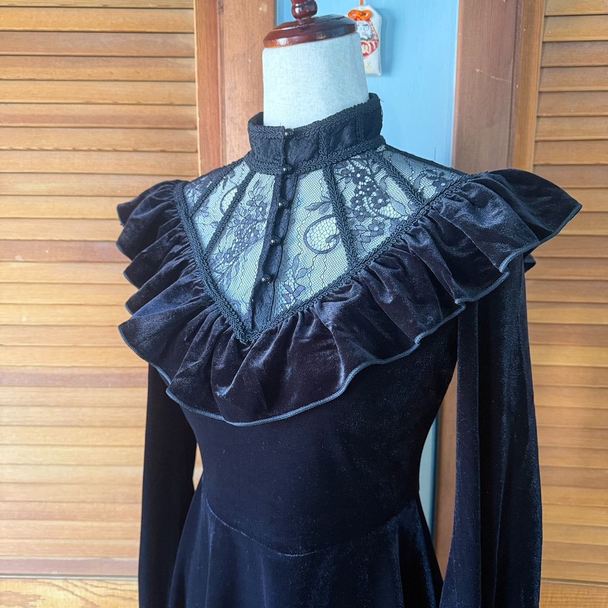 Dark In Love Gothic Lolita Victorian Vampire Black Velvet Yours Truly Dress
