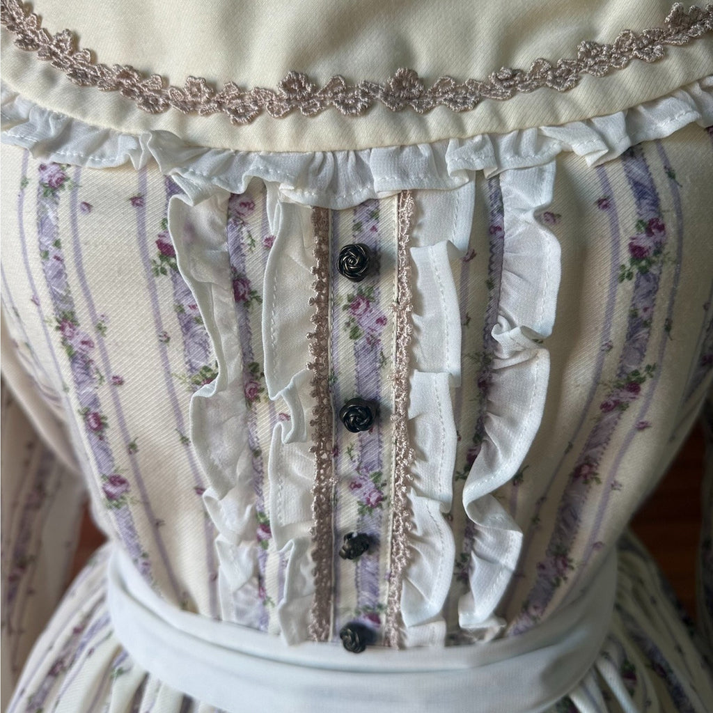 Axes Femme J-fashion Kawaii Victorian Dolly Himekaji Ivory Carousel Dress M