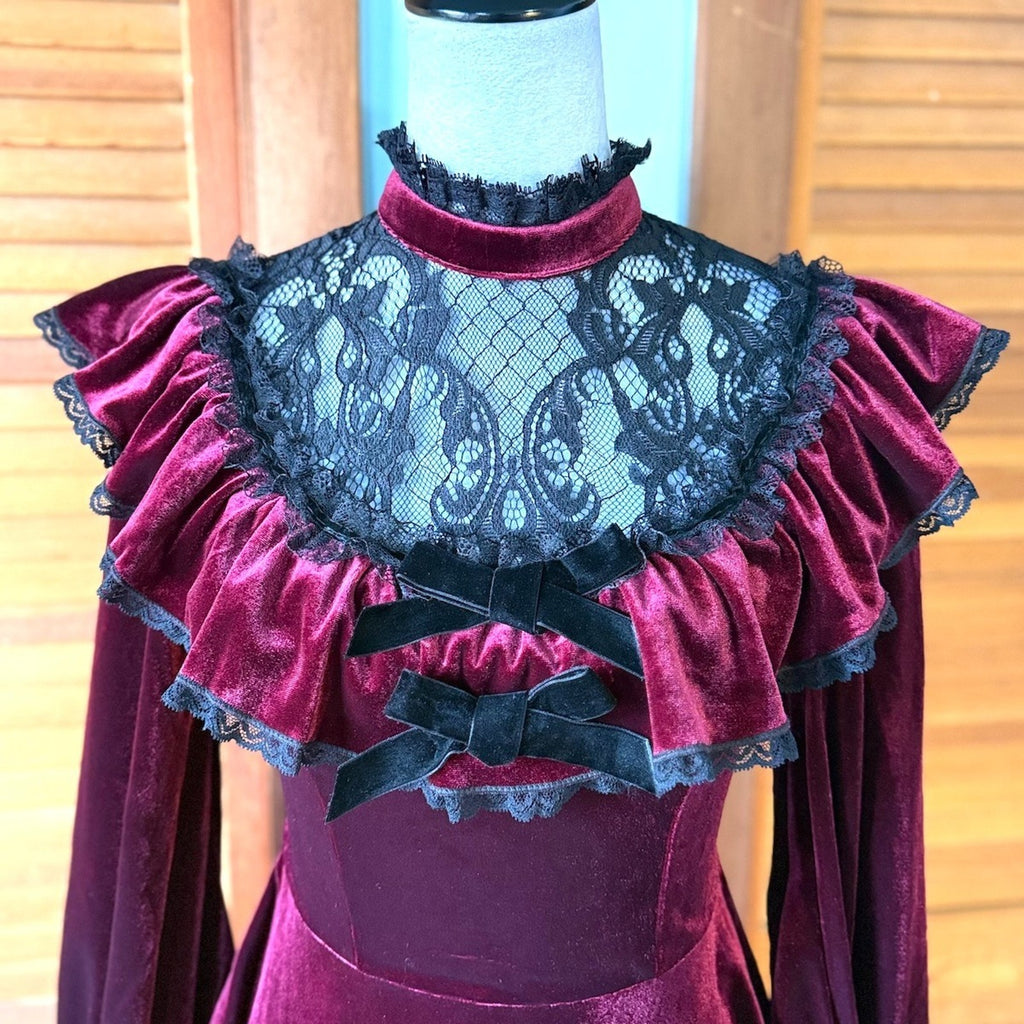 Dark In Love Gothic Victorian Vampire Little Claudia Blood Red Velvet Dress