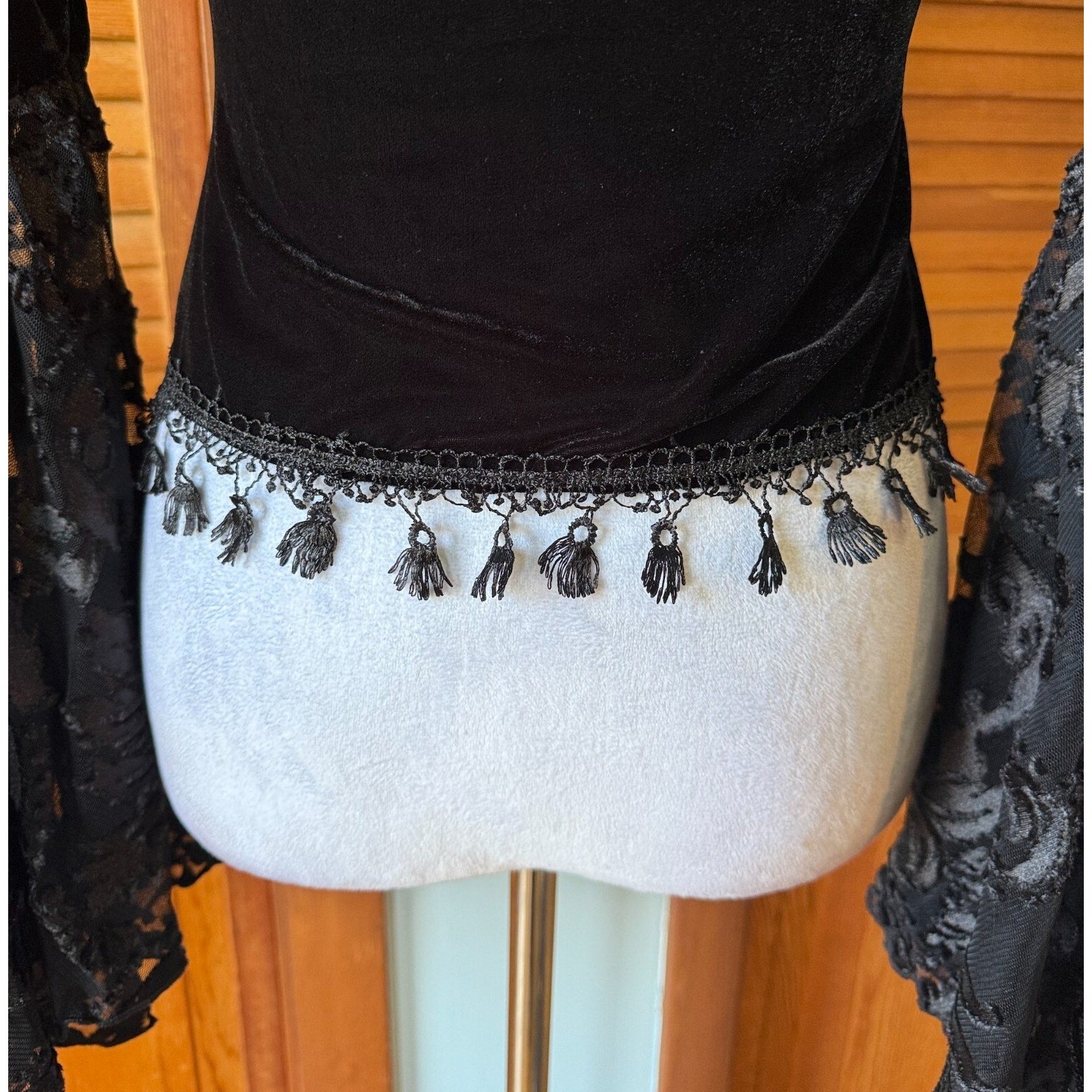Devil Fashion Gothic Victorian Vampire Black Velvet Beaded Rose & Lace Top