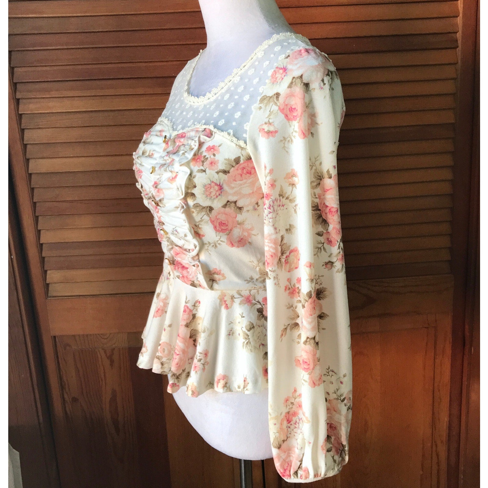 Liz Lisa Style Victorian Lolita Kawaii J-fashion White Pink Rose Peplum Top S