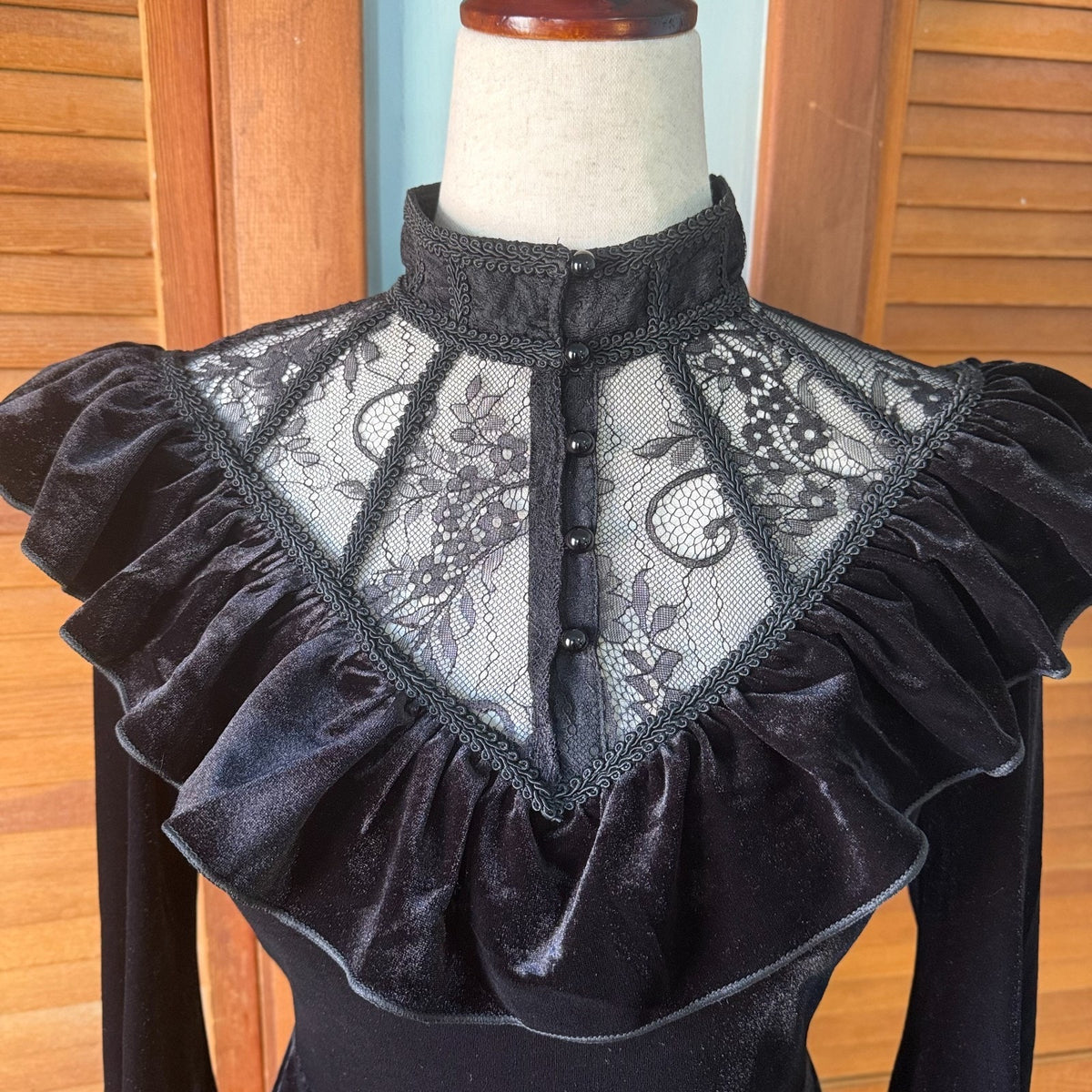 Dark In Love Gothic Lolita Victorian Vampire Black Velvet Yours Truly Dress