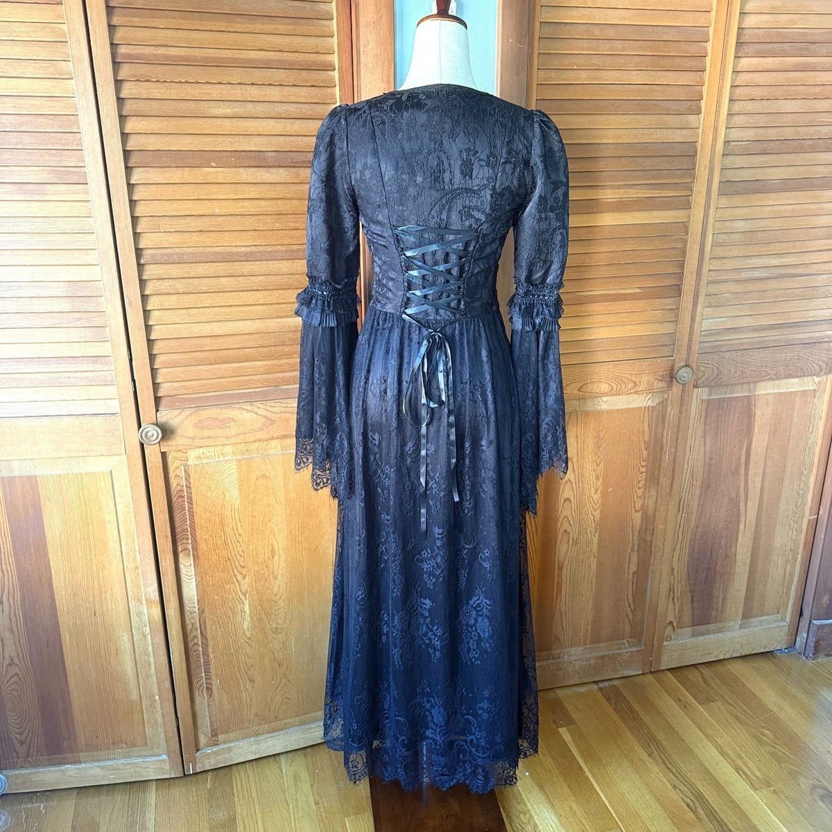 Dark in Love Gothic Victorian Vampire Medieval Ophelia's Pleasures Dress