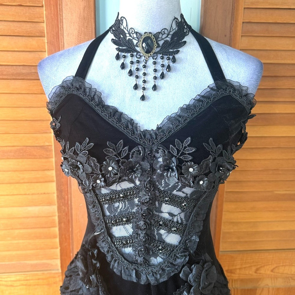 Devil Fashion Gothic Victorian Vampire Decadent Decay Black Velvet Lace Dress