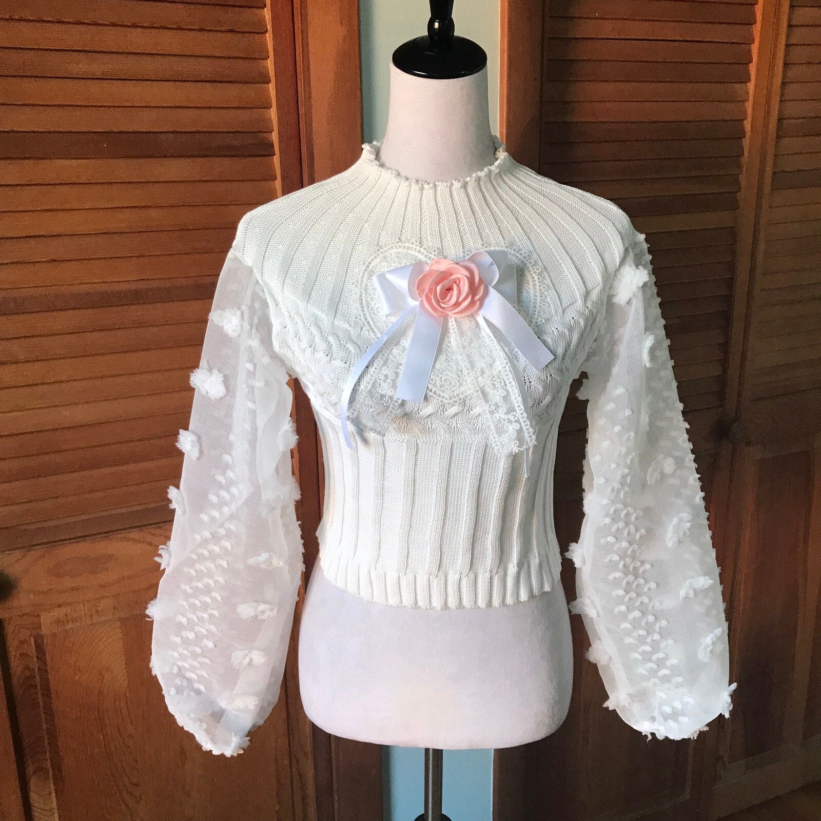 Victorian J-fashion Cottage Dolly Innocent Heart White Cropped Sweater Top S-M