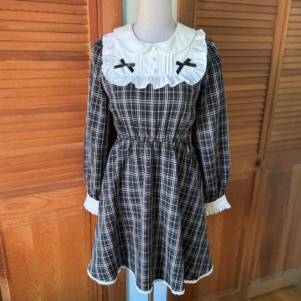 Honey Cinnamon J-fashion Jirai Gyaru Dollcore Black & White Plaid Dress M