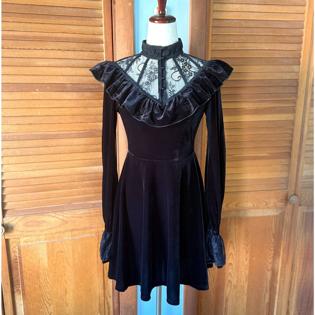 Dark In Love Gothic Lolita Victorian Vampire Black Velvet Yours Truly Dress