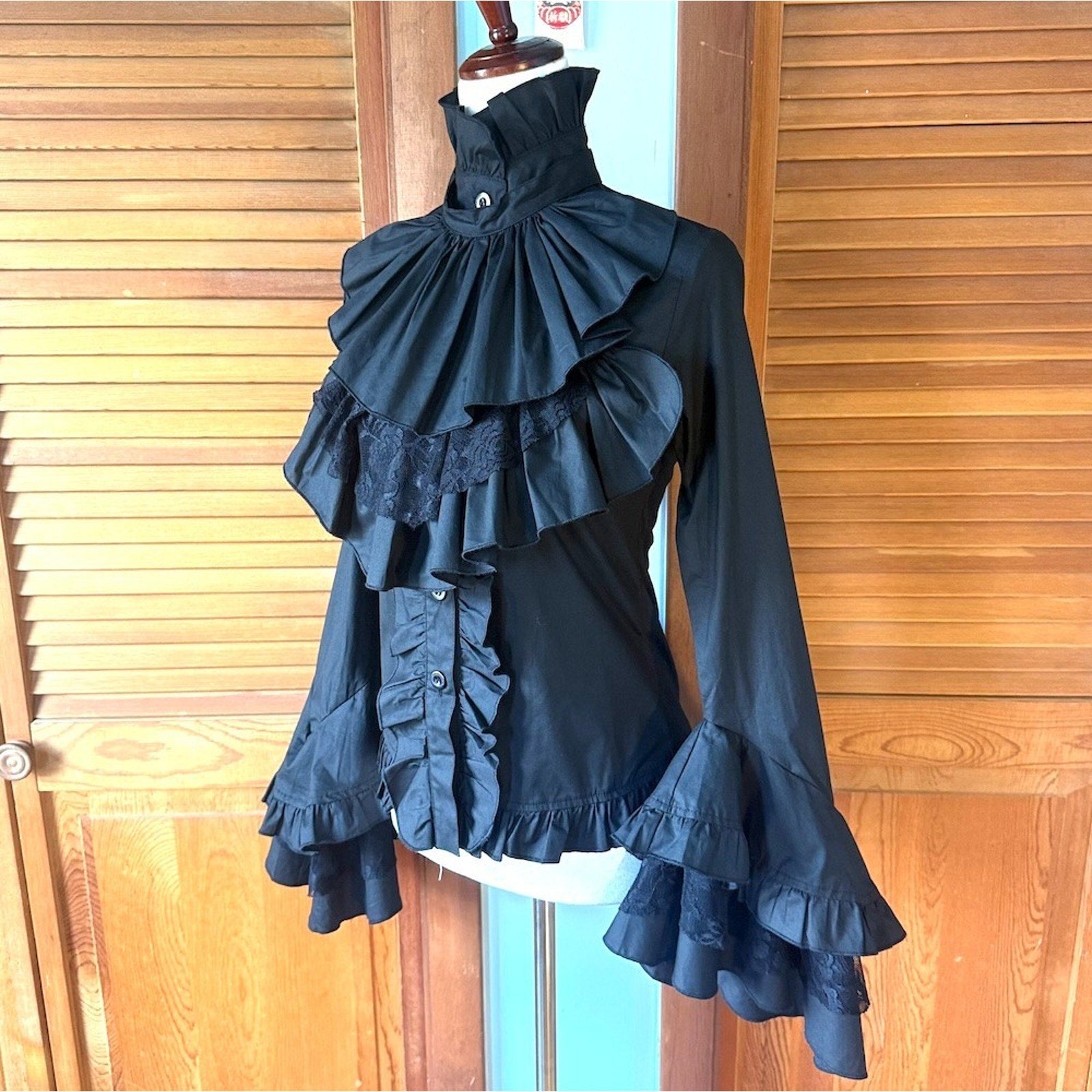 ACDC Rag Gothic Lolita EGL Victorian Aristocrat Ouji Black Jabot Shirt S