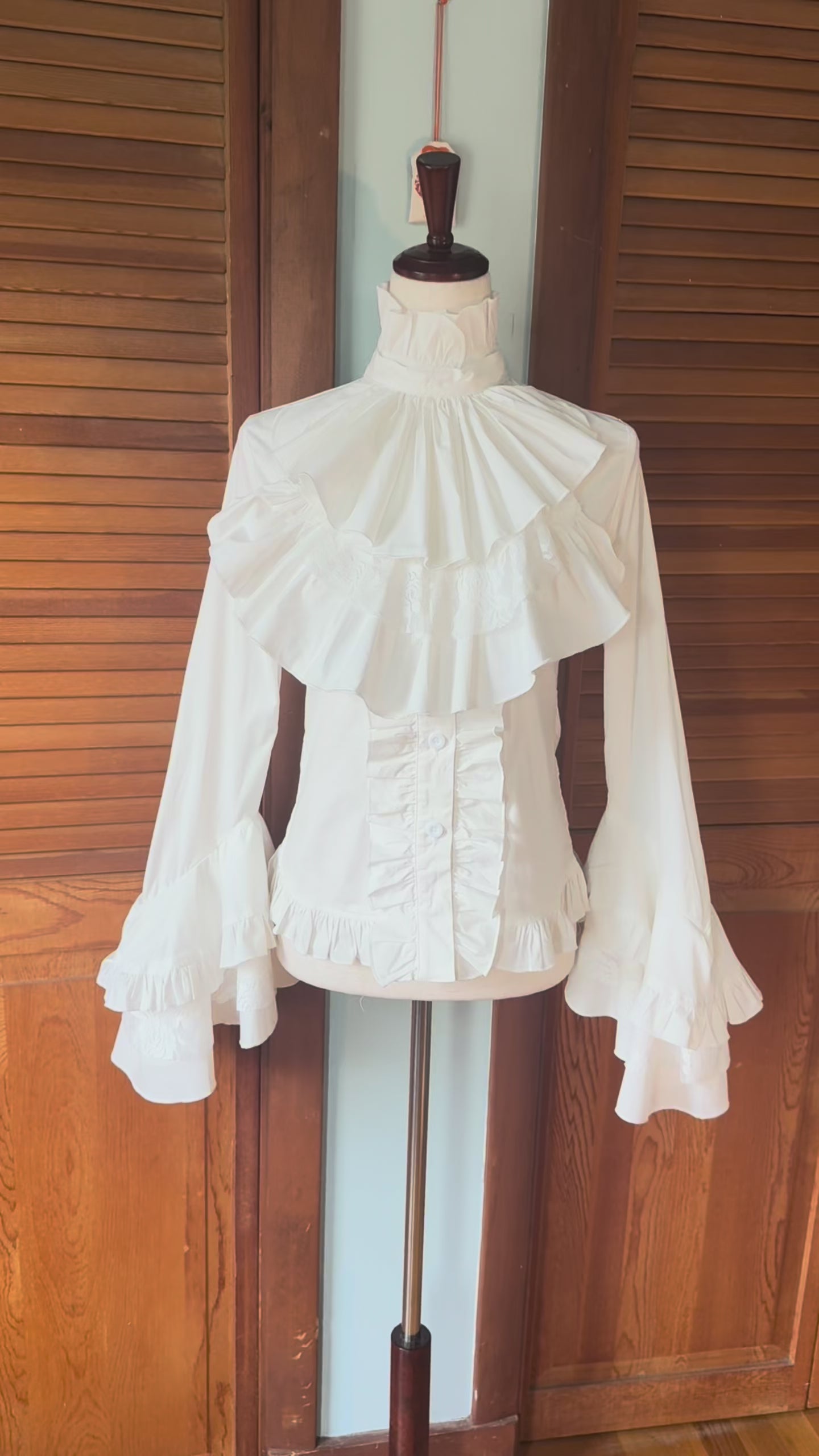 ACDC Rag Gothic Lolita EGL Aristocrat Ouji White Jabot Shirt S