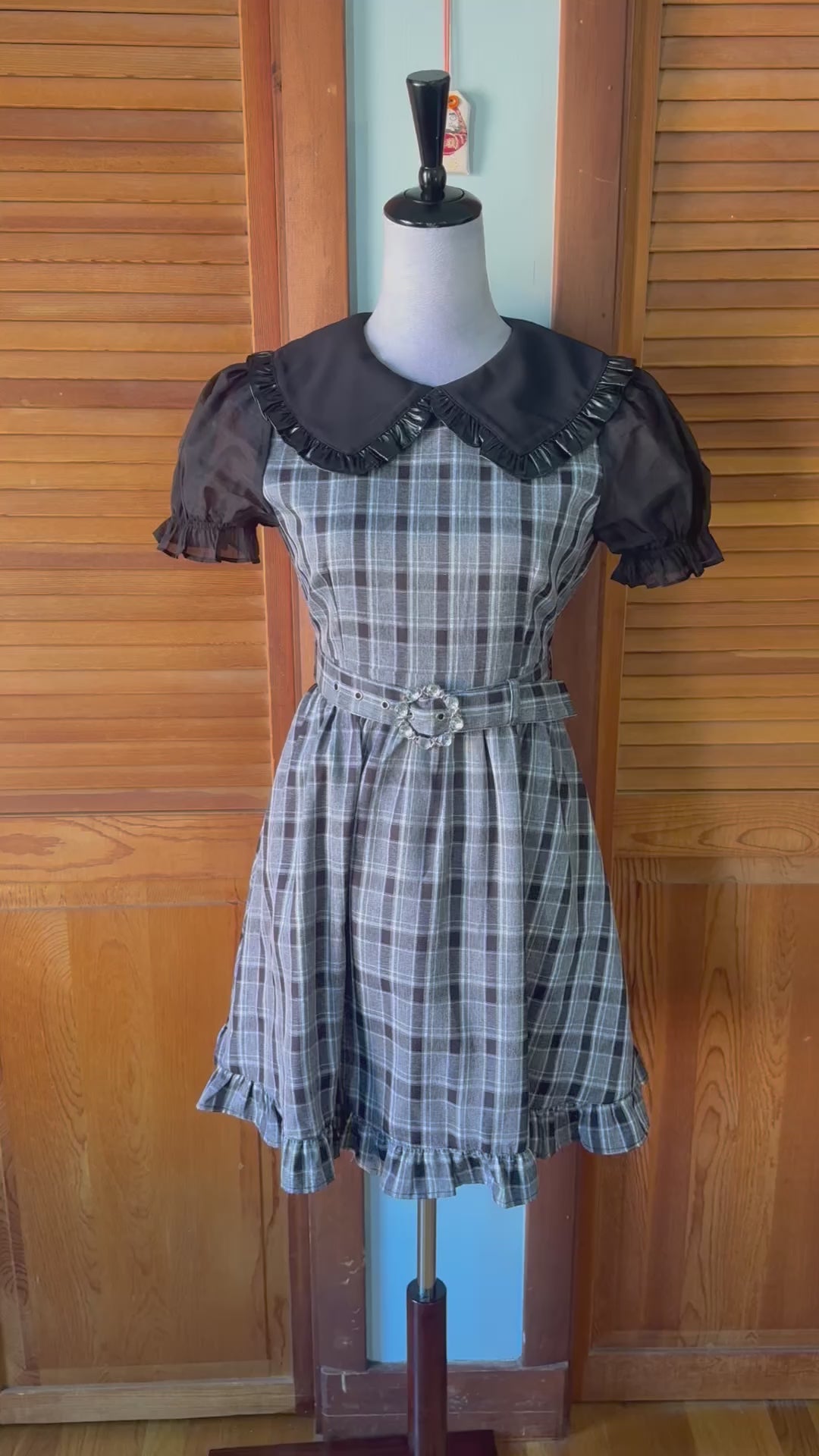 Ank Rouge J-fashion EGL Gyaru Harajuku Dollcore Gray Plaid Black Collar Dress M