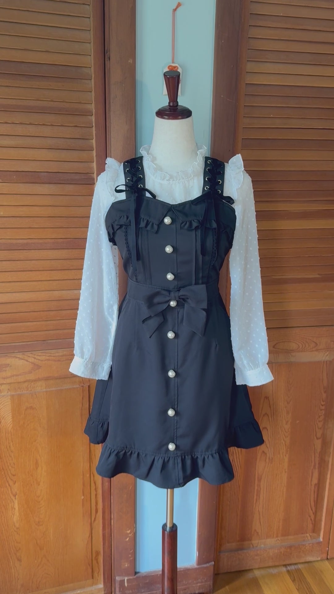Liz Lisa Jirai Kei Gyaru Kawaii Dollcore Black & White Long Sleeved Dress S