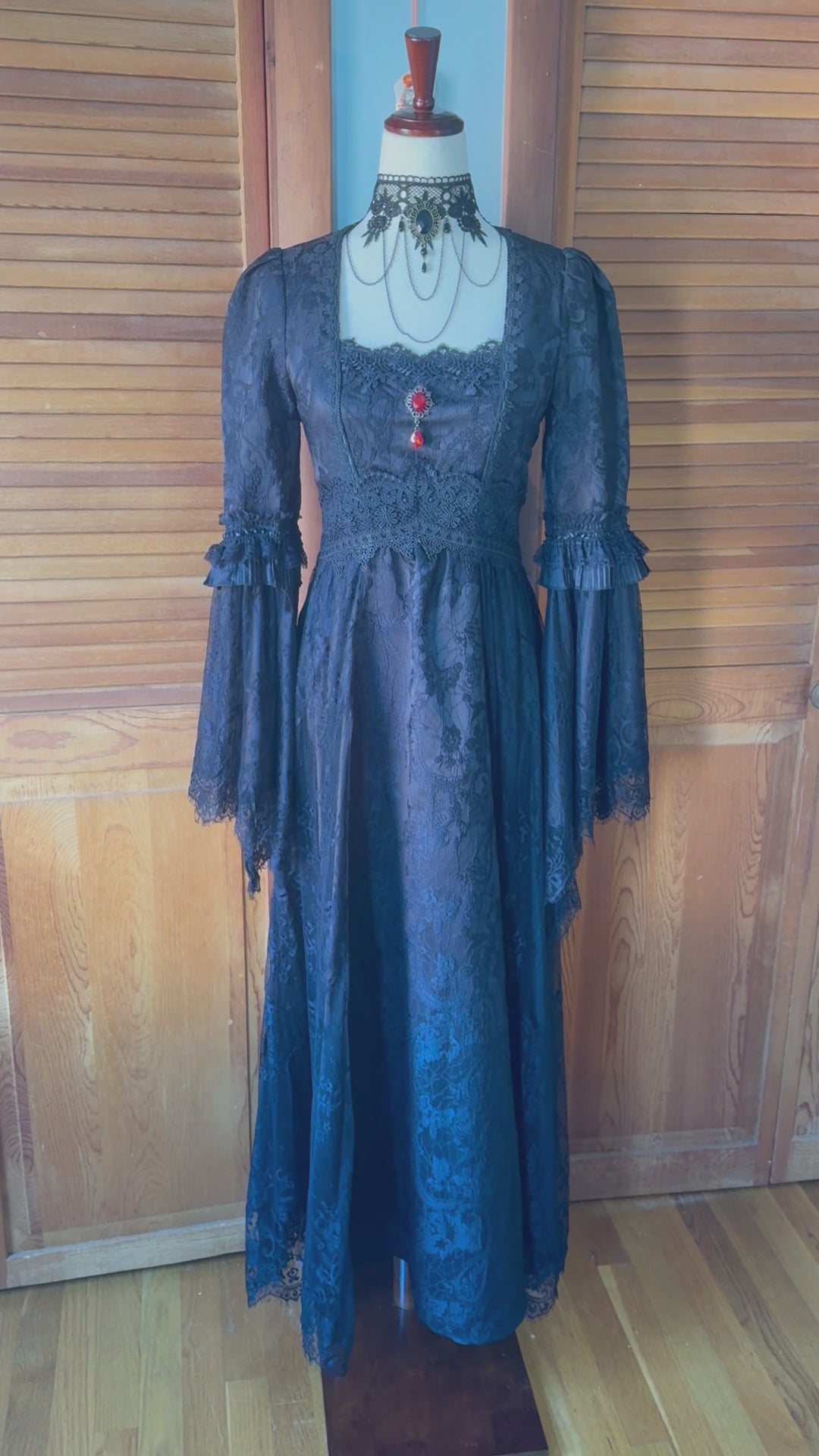 Dark in Love Gothic Victorian Vampire Medieval Ophelia's Pleasures Dress