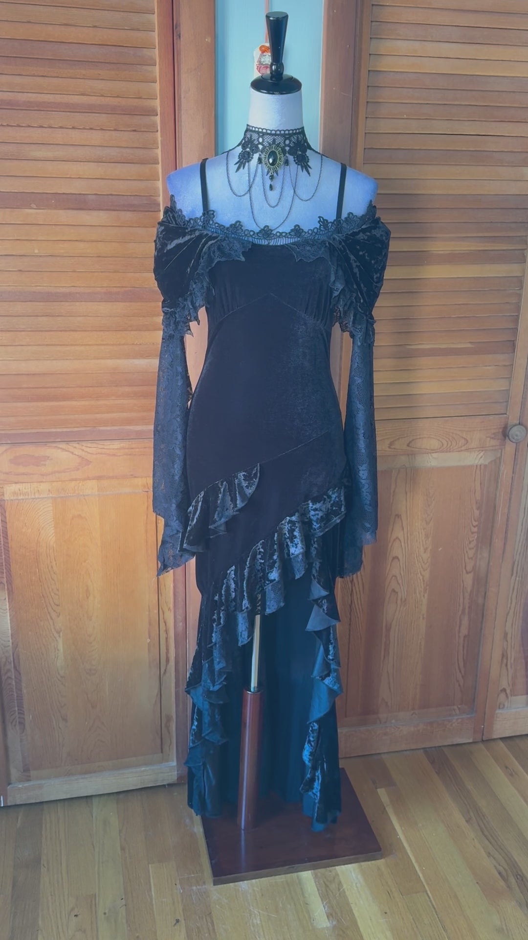 Gothic Victorian Vampire Doomsday Queen Black Velvet & Lace Asymmetrical Dress