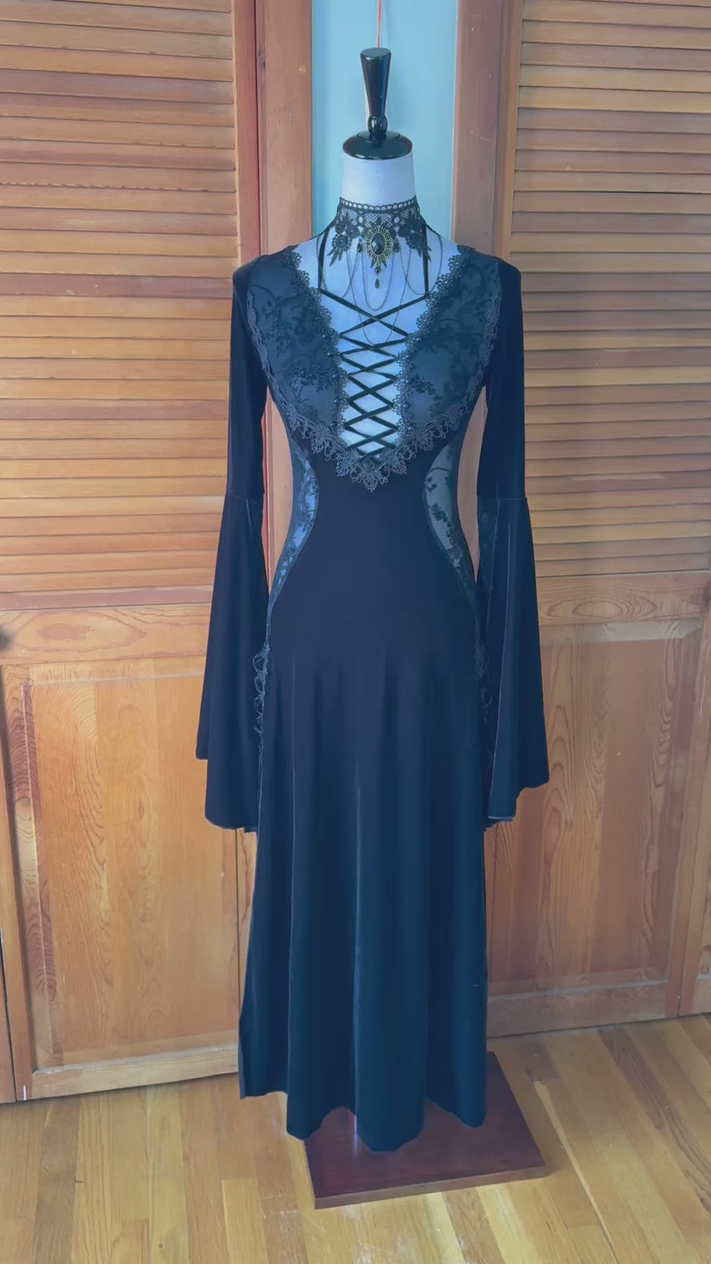 Devil Fashion Gothic Victorian Vampire "Velvet Maiden" Lace Long Gown Dress
