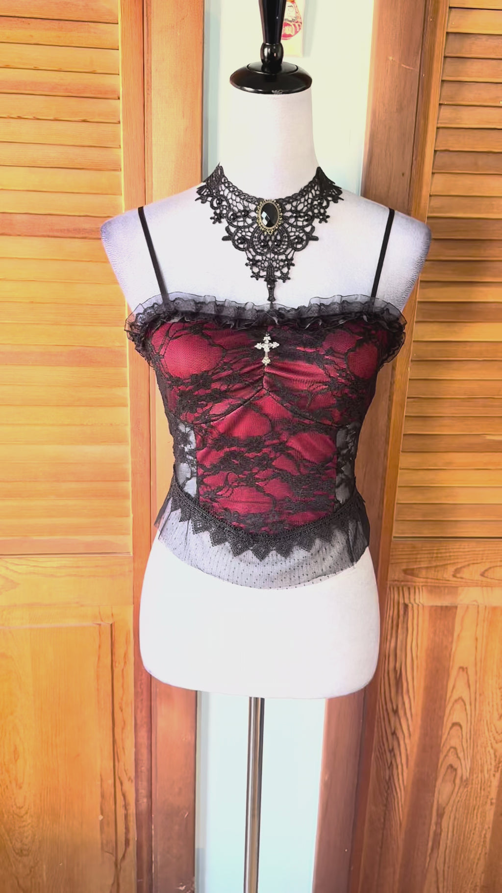 Gothic Victorian Vampire Vkei Blood Red Roses Black Lace Tank Cami Top