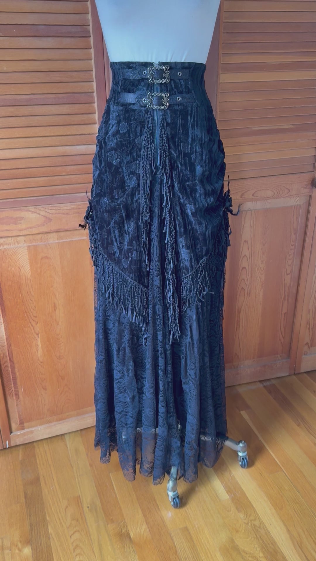 Devil Fashion Gothic Victorian High Waist Rose Velvet Aristocrat Skirt