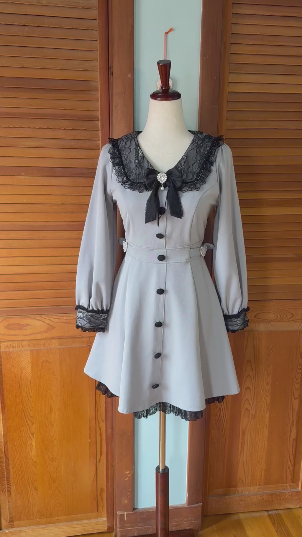 Liz Lisa J-fashion Harajuku Gyaru Jirai Kei Dollcore Gray Black Lace Dress S