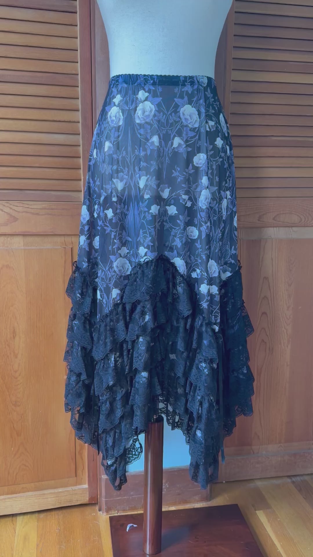 Dolls Kill Goth Victorian Fairy Funerary Roses Black Mesh Pixie Ruffle Skirt XS
